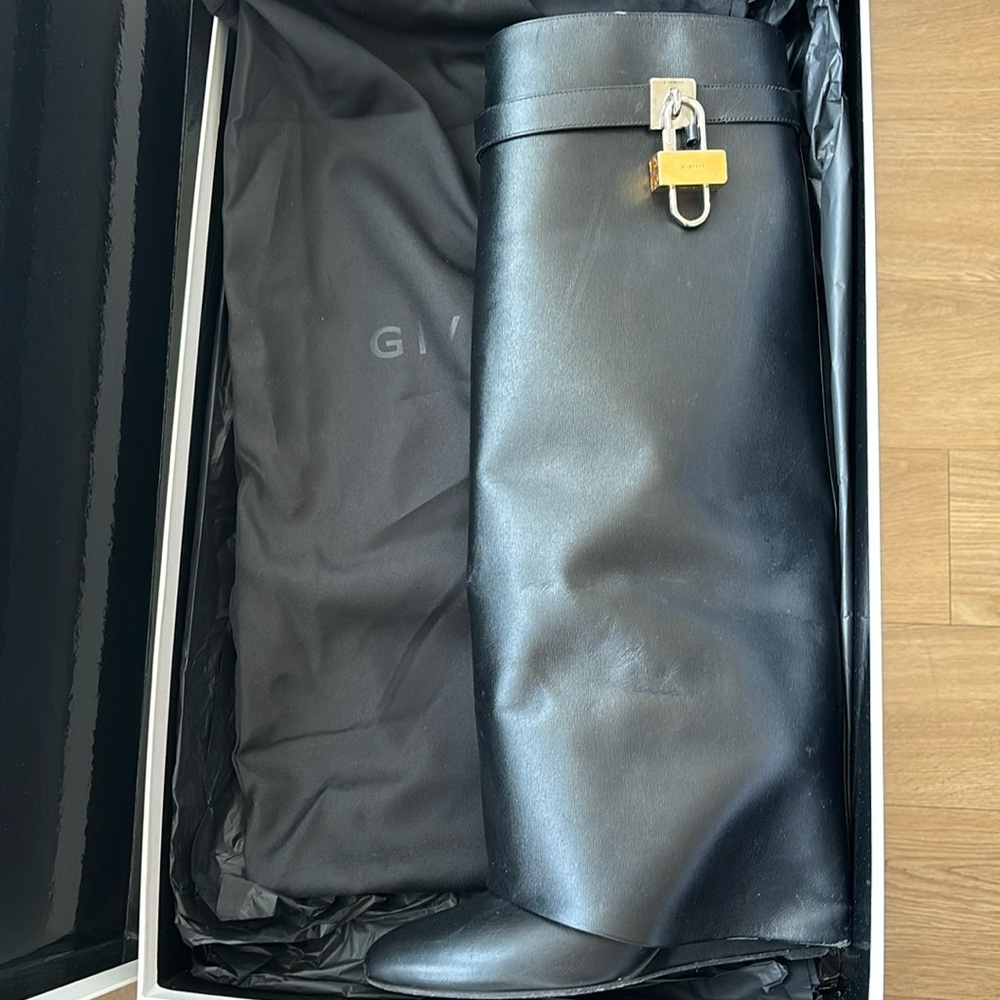 Givenchy Shark Lock Boots in leather